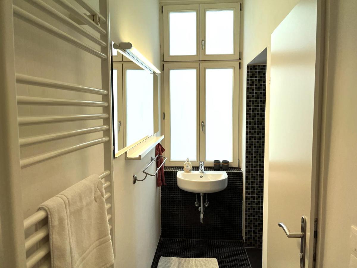 Casa Nostra - Zentrale Wohnung Am Augarten Відень Екстер'єр фото